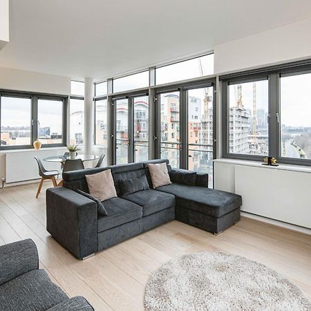 Beautiful Penthouse Apartment With Private Terrace In Greenwich Peninsula Londen Buitenkant foto