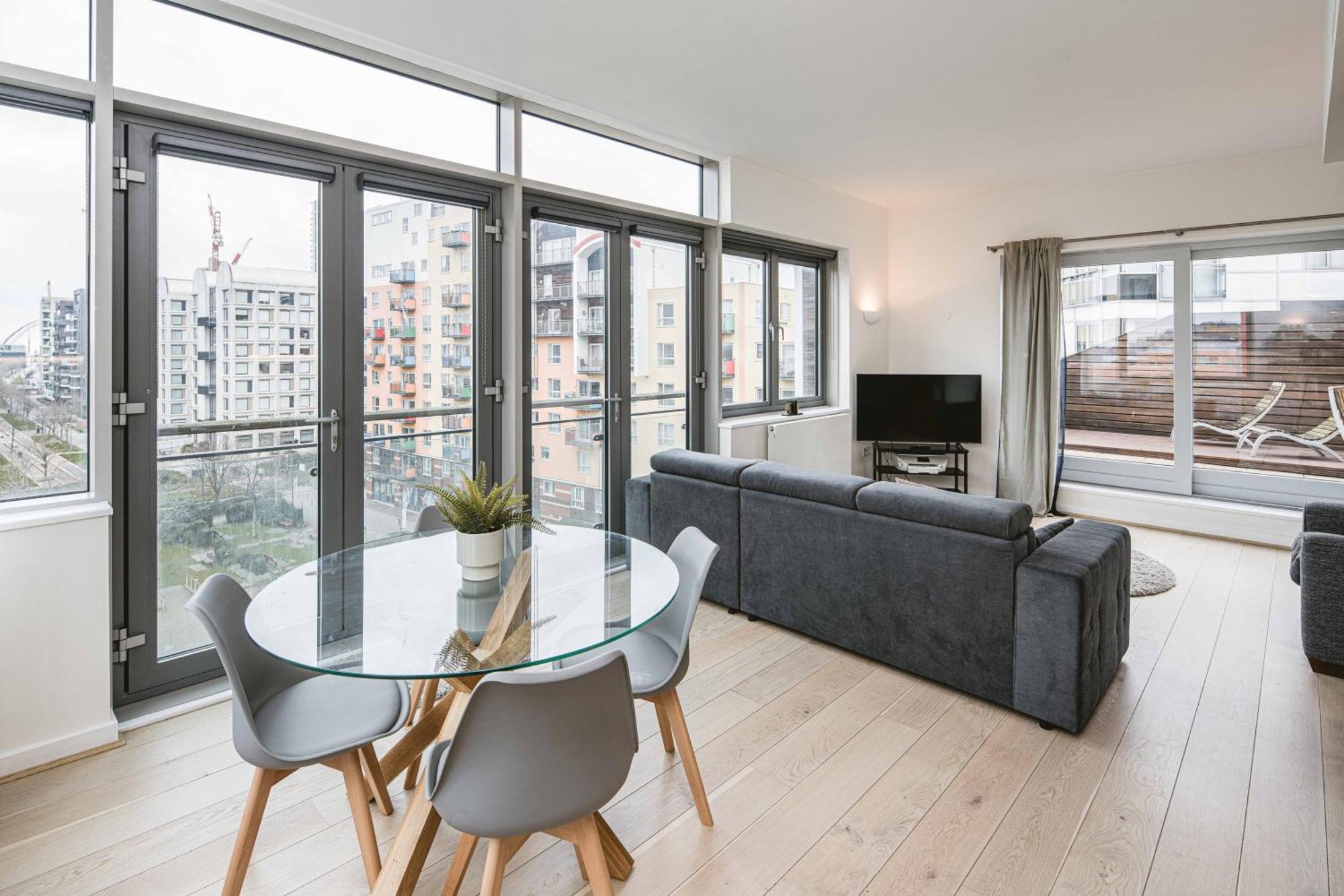 Beautiful Penthouse Apartment With Private Terrace In Greenwich Peninsula Londen Buitenkant foto
