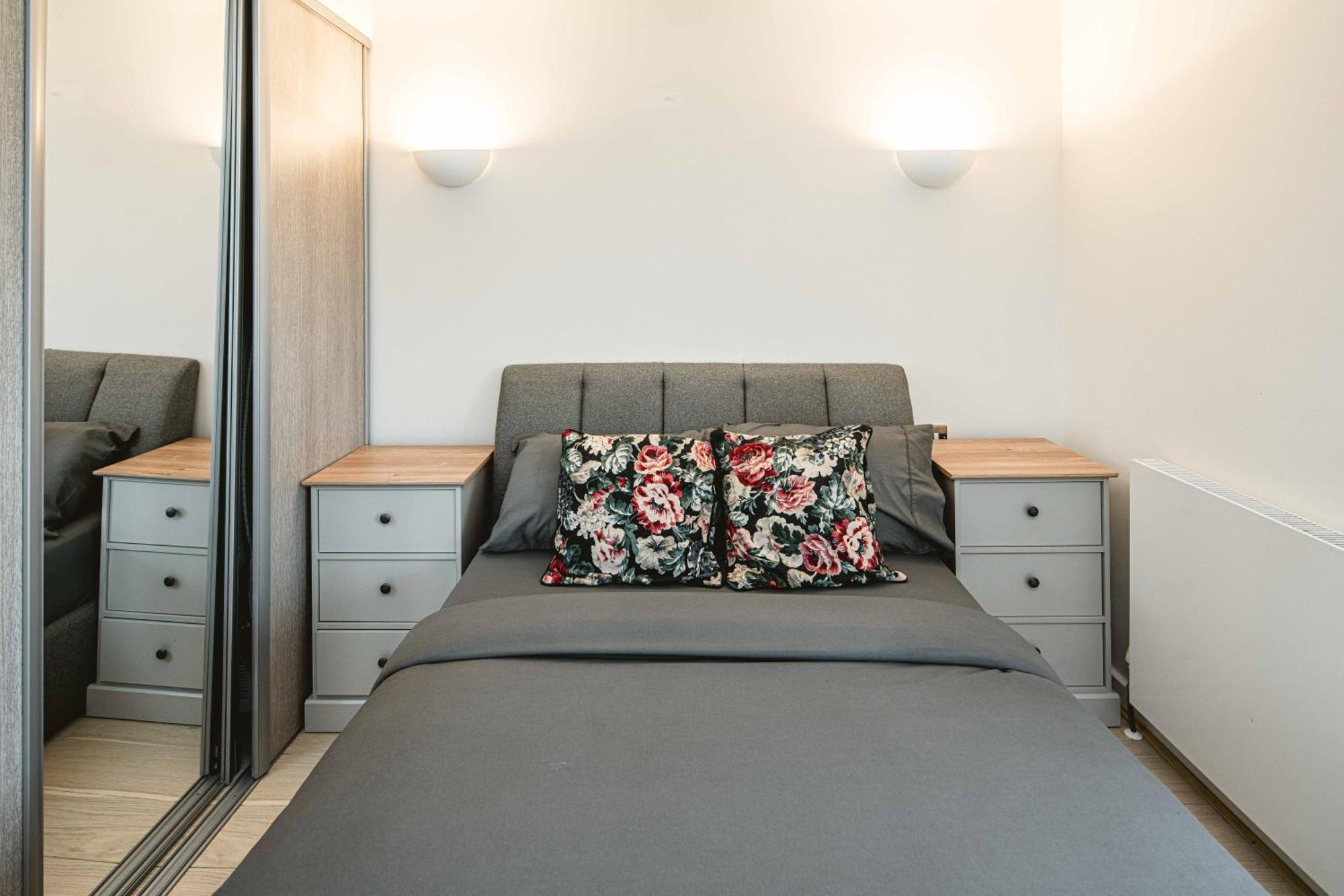 Beautiful Penthouse Apartment With Private Terrace In Greenwich Peninsula Londen Buitenkant foto